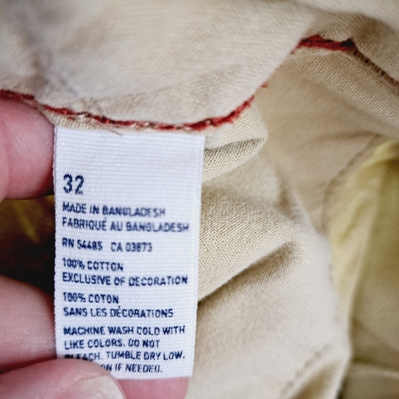 American Eagle Outfitters Y2K Khaki Cargo Shorts Size 32 - Picture 3 of 6